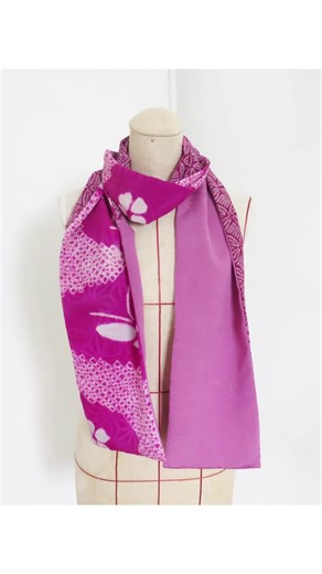 Pretty pink scarf made from a combination of vintage Japanese kimono fabrics. The main fabric uses a butterfly print and I’ve combined it with a geometric shibori fabric and a light purple fabric. This makes a great gift for a Japan lover. Available in my @Etsy shop via the link in my bio. #kimonostyle #scarf #japanlove #etsy #cheekyleopard