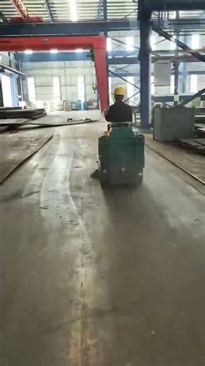 Use sweeper to clean the workshop #cleaningequipment#sweepers #cleaningsolutions