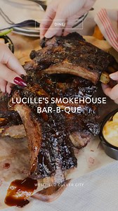 At Lucille's Smokehouse Bar-B-Que, authentic bar-b-que is all about how it’s cooked—low and slow! 🌟 Dig into mouth watering servings of award-winning, fall-off-the-bone goodness, smoked in-house with hickory wood for hours on end. Get ready to savor the true flavors of the South! | Westfield Culver City