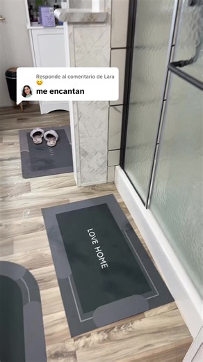 Quick-Drying Anti-Slip Bathroom Mat for Indoor Use