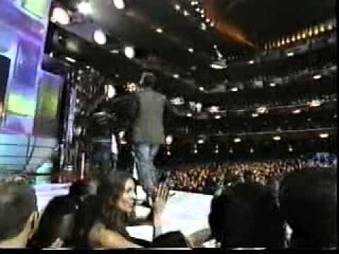 Nsync win Best Pop Video VMA 2001