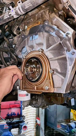Ford Fusion Engine oil Seal Leakage #auto #mechanic | Machanical Tricks