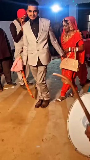 Special Din on Reels