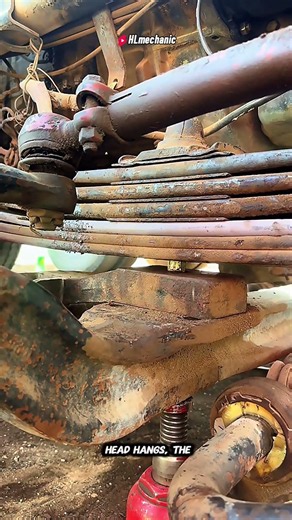 center bolt adjustment for leaf springs #mechanical #center #adjustment #leafsprings