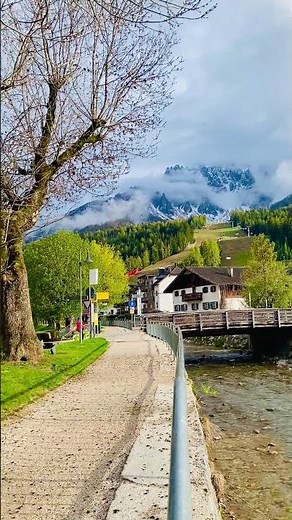 Mountains 🏔️ View In san candido Italy 🇮🇹 Sud 🇪🇺❤️