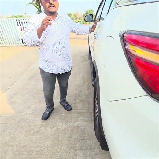 FORTUNER 4X2 MT # MODEL 2021 # READING 130000 # PRICE 28 LKS # MOBILE 98857 74444