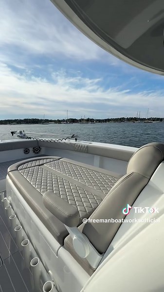 Exploring the Freeman Boat Lifestyle in 2025