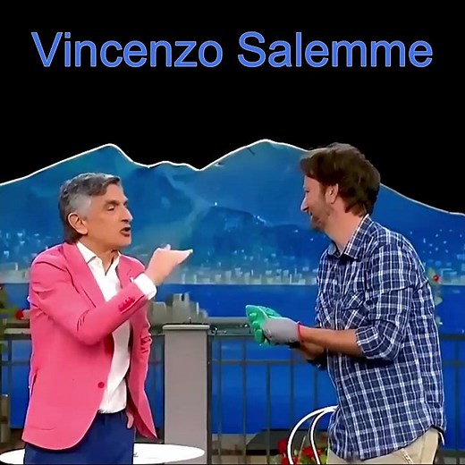 Vincenzo Salemme #travel #helpmemakethismakesense #naples #foryou