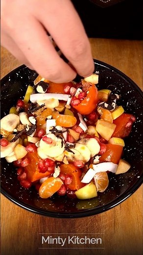 Winter Fruit Salad with a Twist — Simple, Fragrant, and Surprisingly Addictive