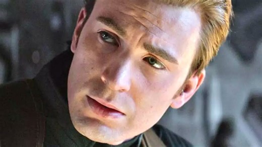 Age Gaps In Movies That Are Beyond Uncomfortable #AgeGaps #MovieCouples #UncomfortableRoles | Looper