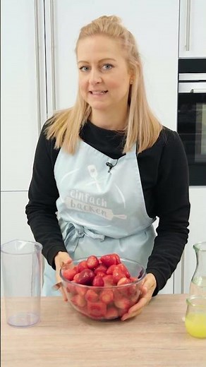 Erdbeer Limes 🍓🍹 | Erdbeer Likör selber machen | Einfach Backen