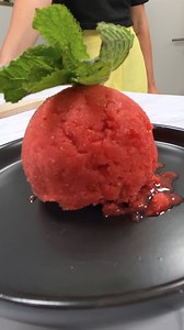 T'as trop chaud ? On te montre comment réaliser un sorbet en 5 minutes top chrono pour te rafraichir 🍧 | Marmiton