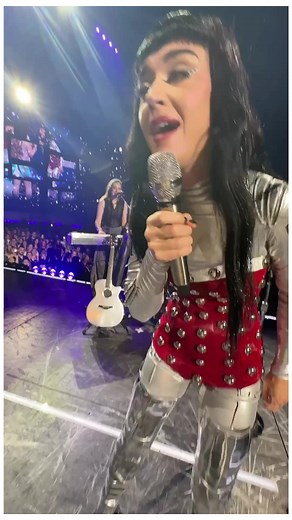Katy Perry - The One That Got Away Live in Adelaide