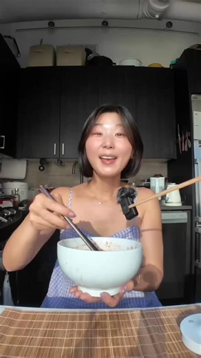 cafe maddy on Instagram: "spicy tomato noodles  don’t knock it til you try it!! I honestly love this so much #coldnoodles"