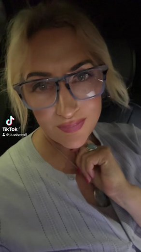 YOU DID NOTHING WRONG IN THST FINAL JOB INTERVIEW! ❤️ every day somebody messages me that didn’t get a job they really wanted and ask what they did wrong. I can’t stress it enough. You did nothing wrong! If you made it to the final round of interviews, it means the company had several amazing candidates to choose from and in that moment, they could only pick one. Maybe they picked the other person because they had a little bit more experience in one area. Or maybe they answered a question better