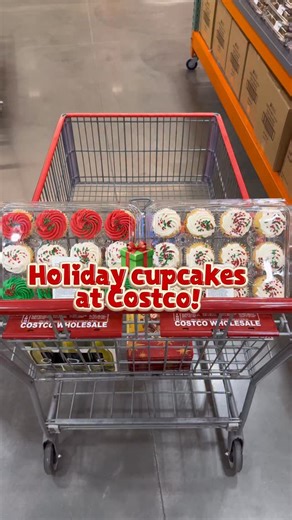 Save time in the kitchen and pick up these Holiday cupcakes at Costco! #baking | costcoguide
