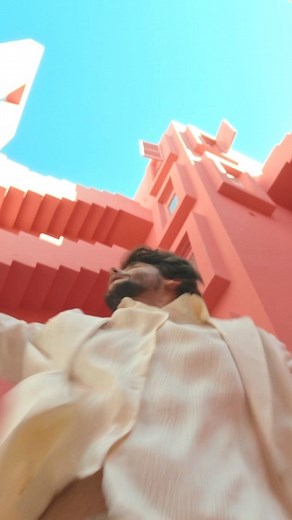 Alvaro Soler on Instagram: "Vamos que es viernes y heute Abend ist auch noch das Finale von @thevoicekids ⚡️⚡️#Muero"