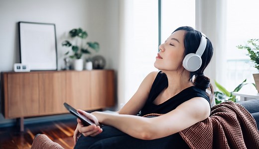 15 Absolutely Free Meditation Apps That Are Like an Exhal...