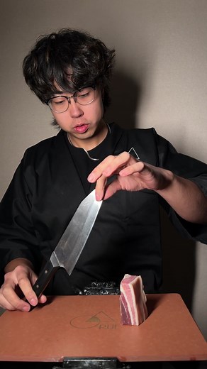539K views · 10K reactions | Sharpness test on ham raythesharpener.com #fyp #knife #knifesharpening #ray #knifesharpener #rui #knives #japaneseknives #kitchenknives | Ray The Sharpener | Facebook