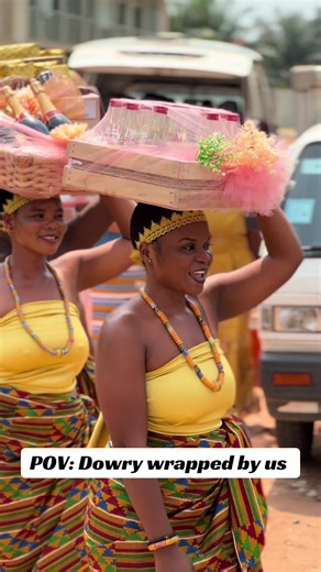 Traditional Ghanaian Dowry Wrapping. Message us for exquisite dowry wrapping. @Abygold_Usheringagency #fupage #videoviral #dowryceremony #dowrywrappinginghana #fypシ゚viral🖤tiktok