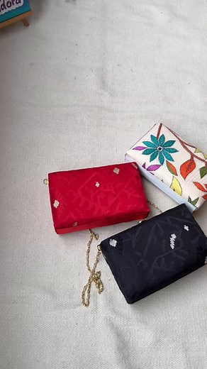 Check out our beautiful maslin purse! | Unofficial: Pandora