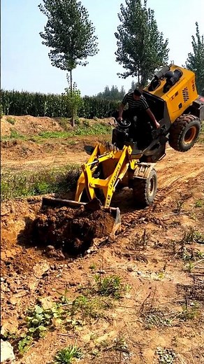 Powerful 4WD Mini Loader Working in Tough Terrain! #4WDLoader #MiniLoader #HeavyEquipment