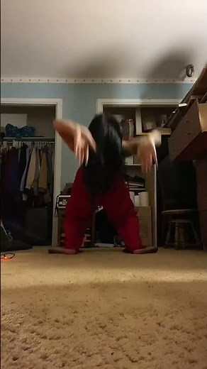 Backbend Fail: Gymnast Tumbles to the Ground#backbendfail #gymnasticsfail #ouch