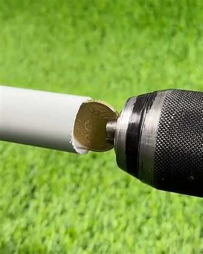 3.1M views · 3.1K reactions | Technique for joining PVC pipes | Genius Inventions | Facebook