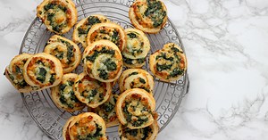 Rolnice sa spanaćem i sirom, pravi izbor za doručak: Ukusno i neodoljivo