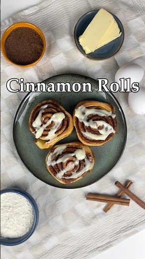 THE BEST Homemade Cinnamon Rolls Recipe (Soft + Fluffy!)
