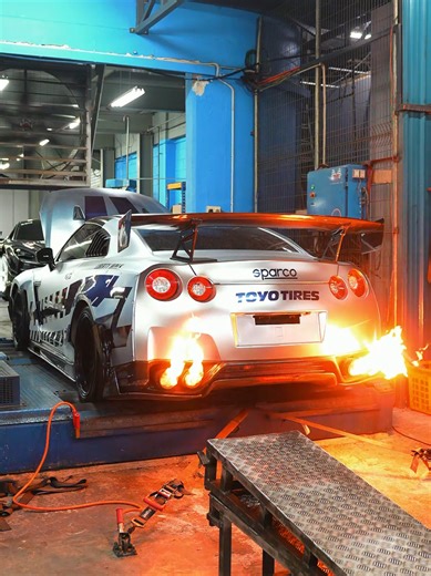 Exploring the VR38DET Engine Swap in GTR R35