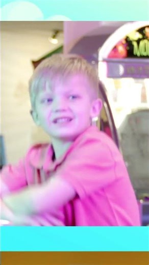 Spring Break Break Dance! | Shorts | Chuck E. Cheese