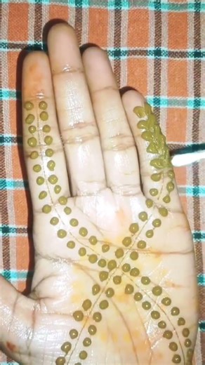 Easy Mehndi Design for Palm | Simple & Quick Mehndi Design for Beginners 🌿