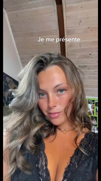 Découvrez Pauline : 21 ans de Liège 🇧🇪 | Pour Toi