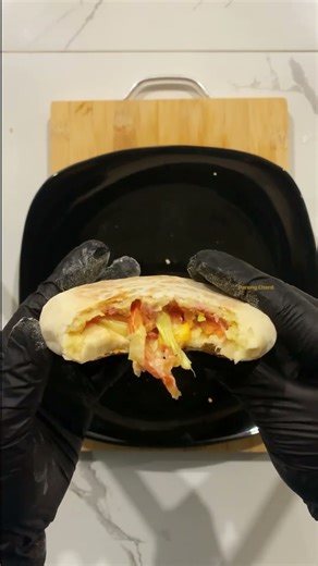 Tuna & Cheese Hot Pockets ASMR | Crunchy Pan-Cooked Snack Bites