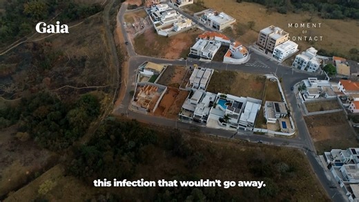 In 1996 citizens of Varginha, Brazil, reported seeing one or more strange creatures and a UFO crash. A group of local girls ranging from 14 to 21 years-old, had a close encounter with a being about four feet tall, with brown oily skin, a large head and huge red eyes. Varginha was cordoned off by military and emergency response teams and two creatures were captured — with a policeman dying under mysterious circumstances after allegedly handling one of the ETs. Documentary: Moment of Contact with