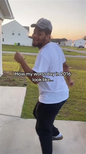 14K views · 182 reactions | Humanity really peaked in 2016  [: via/ welovejuice999_] | Complex | Facebook