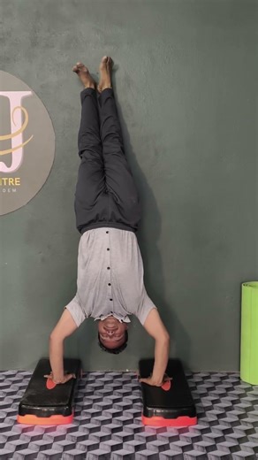 balancing push ups//#all #body #fitness AJ Fitness Centre Jrg