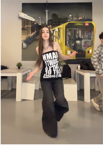 what is this legendary trend? | kelly ceiling trend