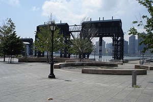 Gantry Plaza State Park - Alchetron, the free social encyclopedia