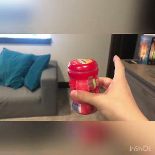 The proper way to open mentos gum