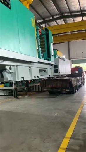 Aimate cable tie injection molding machine 8XL 1300 loading on the truck ready to be shipped