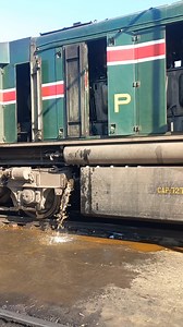How dirty water is drained out from hitachi locomotive at shed #shorts #live #locomotive #train #ytshorts #fbreelsfypシ゚#reelsfacebook | TRAIN TRICKS