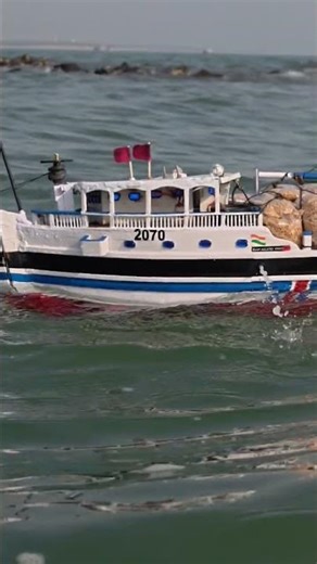 Remote control ship ⚓ YAMAHA