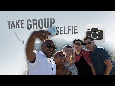 How to Take a Group Selfie with iPhone (tips)