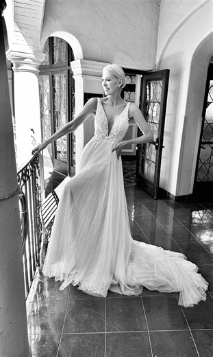 Before the Mission Inn Runway Show…🕊️🕊️🕊️ Venue: @missioninnhotel @missioninnweddings Production: @uniquephotography8 Stage Director: @samfuphotography @american_modeling_academy @julianna_modeling Media Director: @jamesgiovannipan Collection: @yz_bridal H/MU: @evaglezbeauty @i_enhancebeeuty @phoenixtish Planner: @sunnycaliforniaweddings Florals: @idewflowers Entertainment & Lighting: @encore_global Runway trainer: @maria.usa #Fashion #Fashiondesigner #FashionModel #EditorialPhotography #IPho