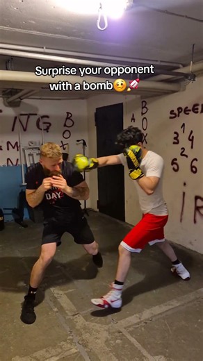 Surprise your opponent with a bomb #viral #boxing #drill #skills