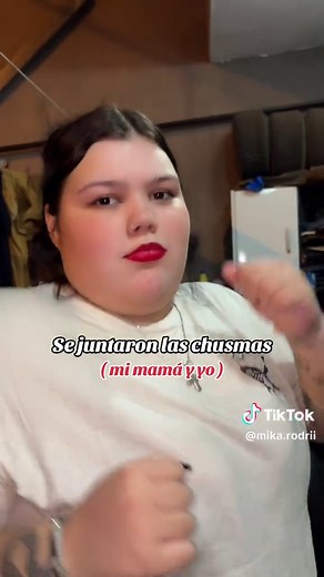 ¡Jajaja! Somos Feliz Año Nuevo 💕 | Mika Lafuente en la Ducha