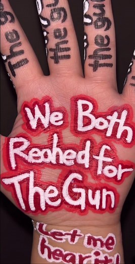 We Both Reached For The Gun#手 #手ダンス #ダンス #dance #hand #handdance #music #webothreachedforthegun #thegun