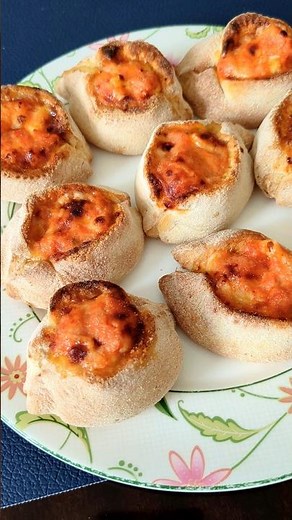 Crosta Mollica Margherita Vesuvio pizza bites review
